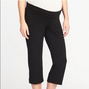 Old Navy Pants - Old Navy Grey Roll-Panel Yoga Capris Old Navy Pants - Old Navy Grey Roll-Panel Yoga Capris